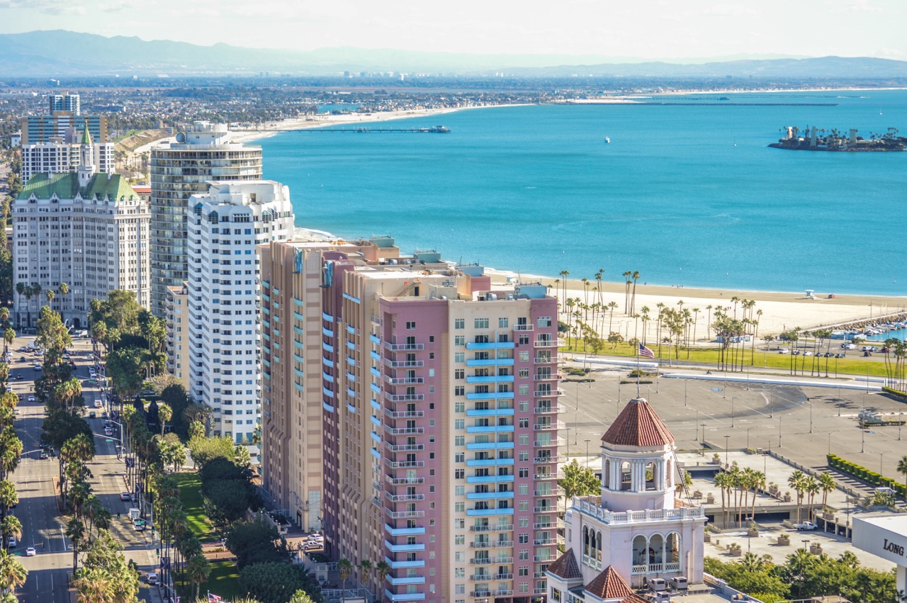 Aqua Condominiums: A Coastal Living Experience in Long Beach, CA